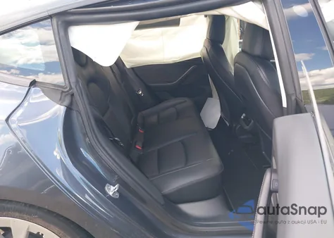 2022 Tesla Model 3 Long Range Dual Motor All-Wheel Drive z USA, uszkodzony, nr VIN 5YJ3E1EB2NF119675